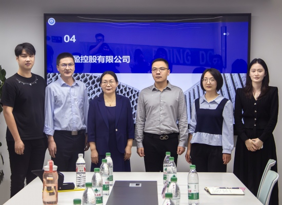河南理工大學(xué)外國語學(xué)院師生走進(jìn)東盈控股有限公司交流學(xué)習(xí)