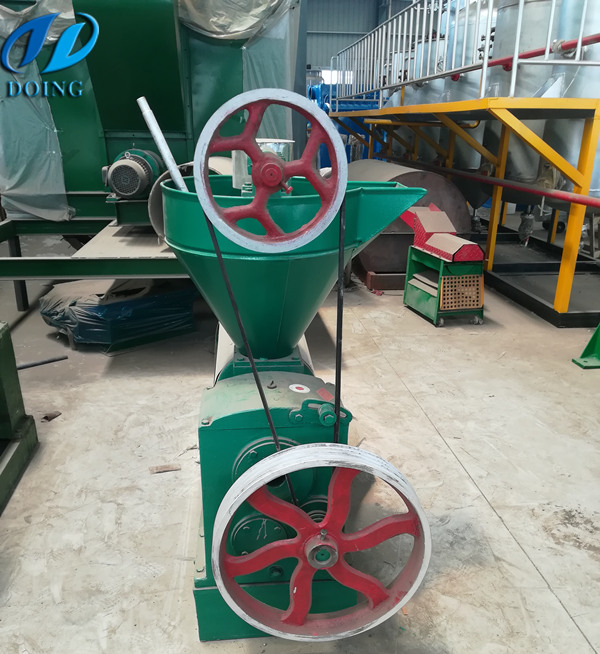小型棕櫚仁榨油機(jī)